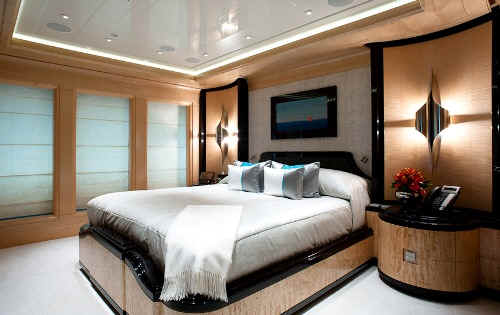 Yacht Excellence V guest stateroom