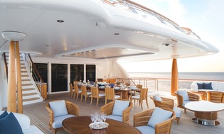 Yacht Aquila outdoor dining